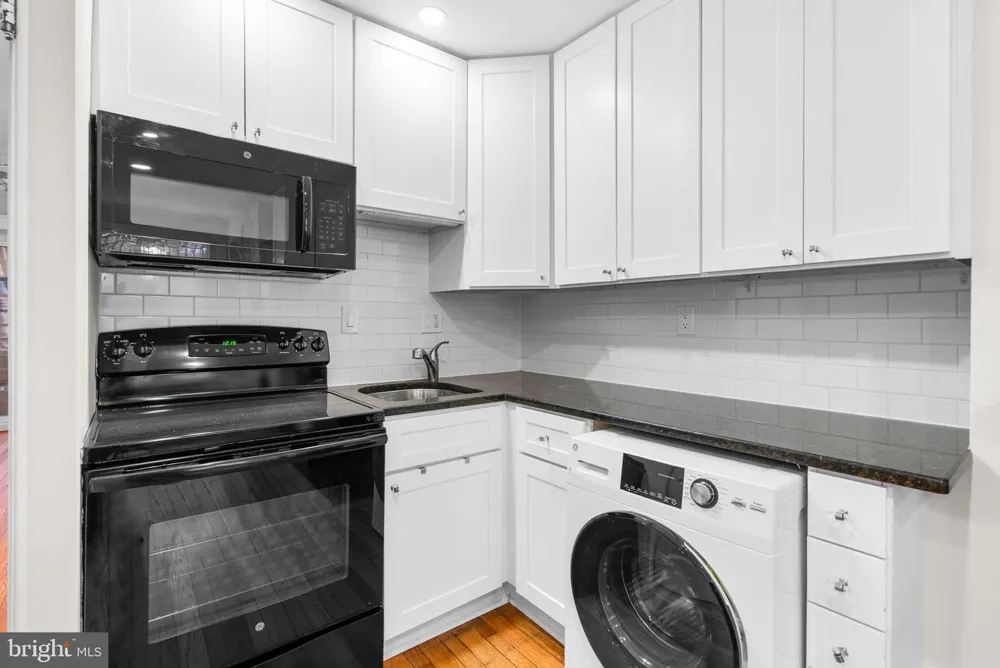 812 E STREET SE Washington, DC 20003