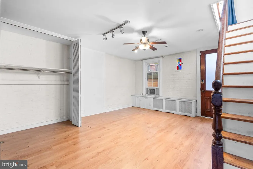 812 E STREET SE Washington, DC 20003