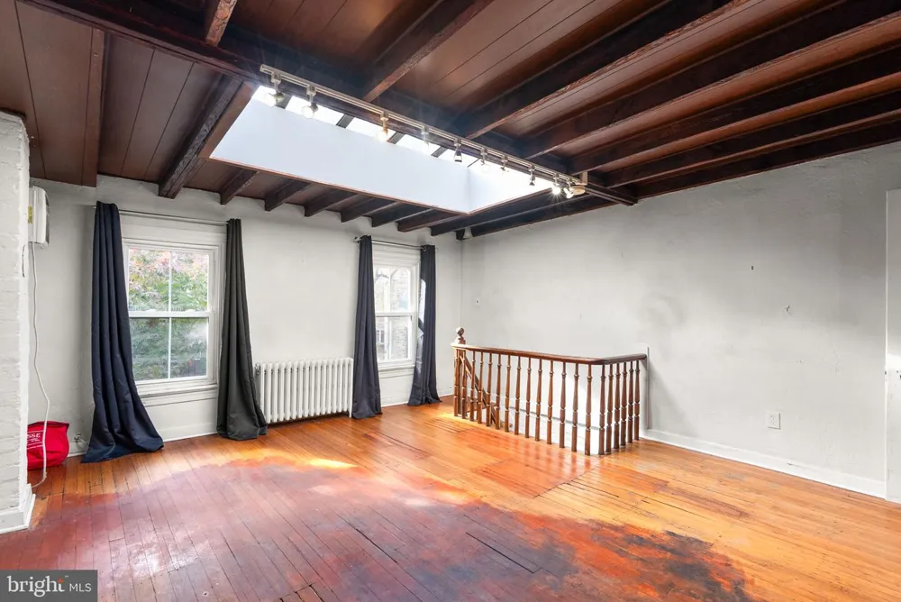 812 E STREET SE Washington, DC 20003