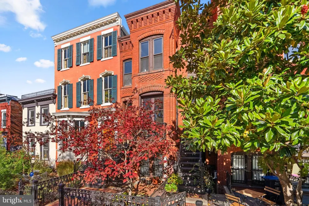 812 E STREET SE Washington, DC 20003