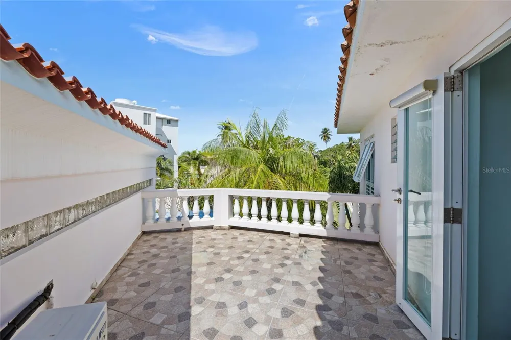 23 CASA CANAL Rincon, PR 00677