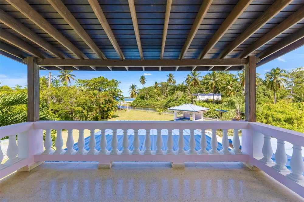 23 CASA CANAL Rincon, PR 00677