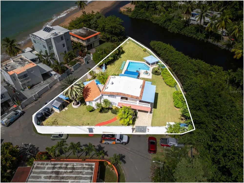 23 CASA CANAL Rincon, PR 00677