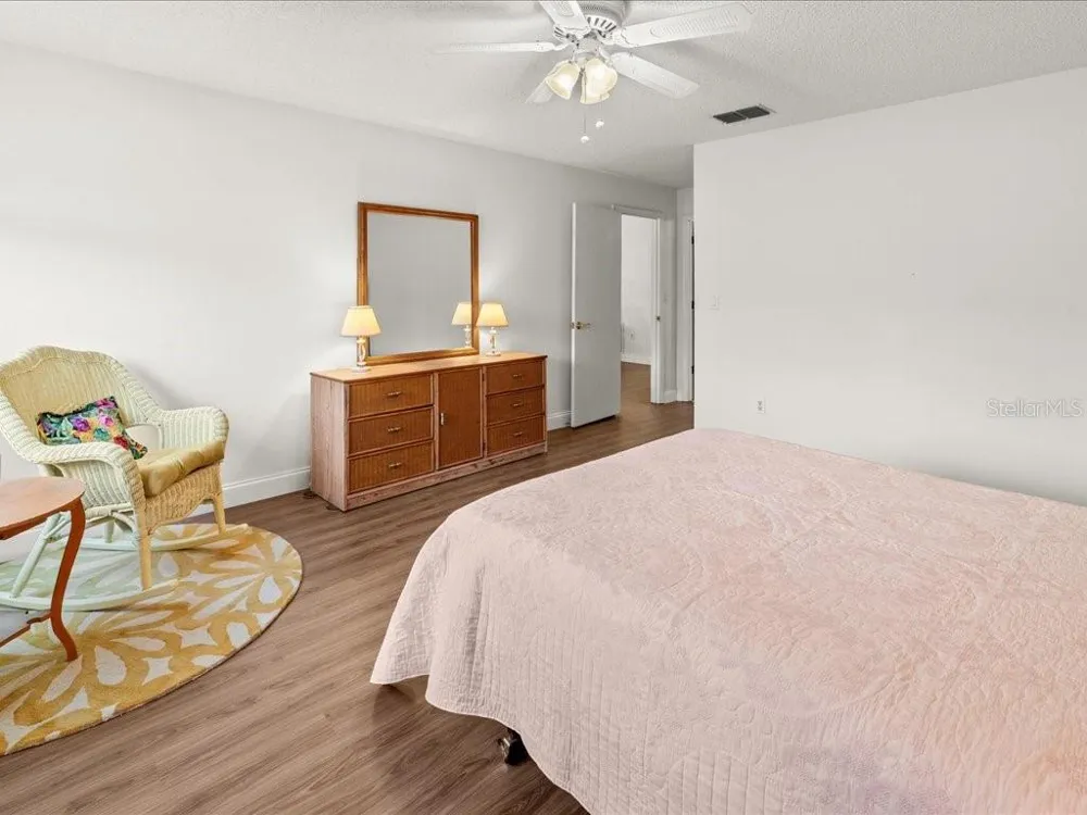 515 WEKIVA RIVER COURT #81 Englewood, FL 34223