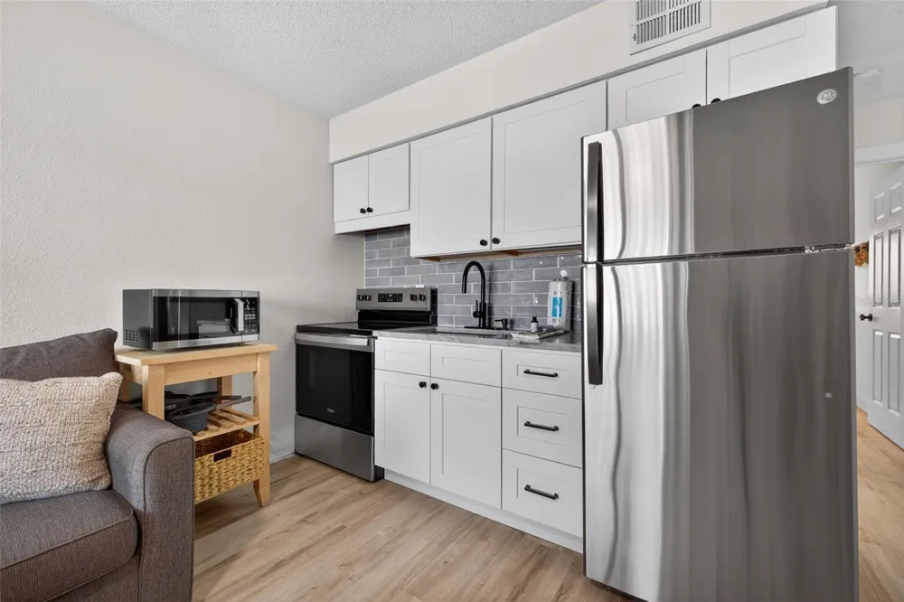 14251 GULF BOULEVARD #5 Madeira Beach, FL 33708