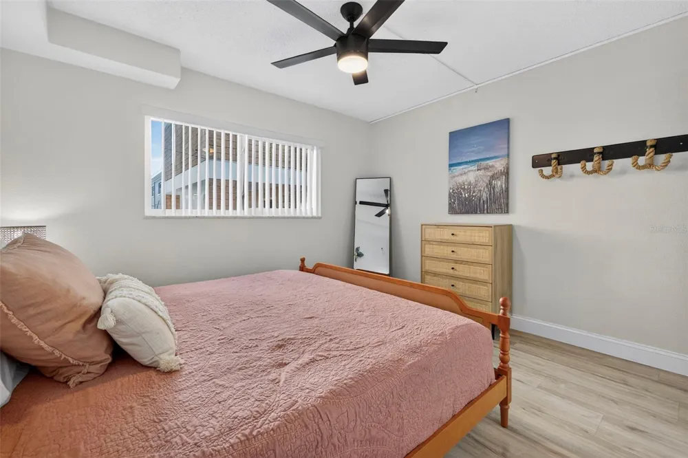 14251 GULF BOULEVARD #5 Madeira Beach, FL 33708