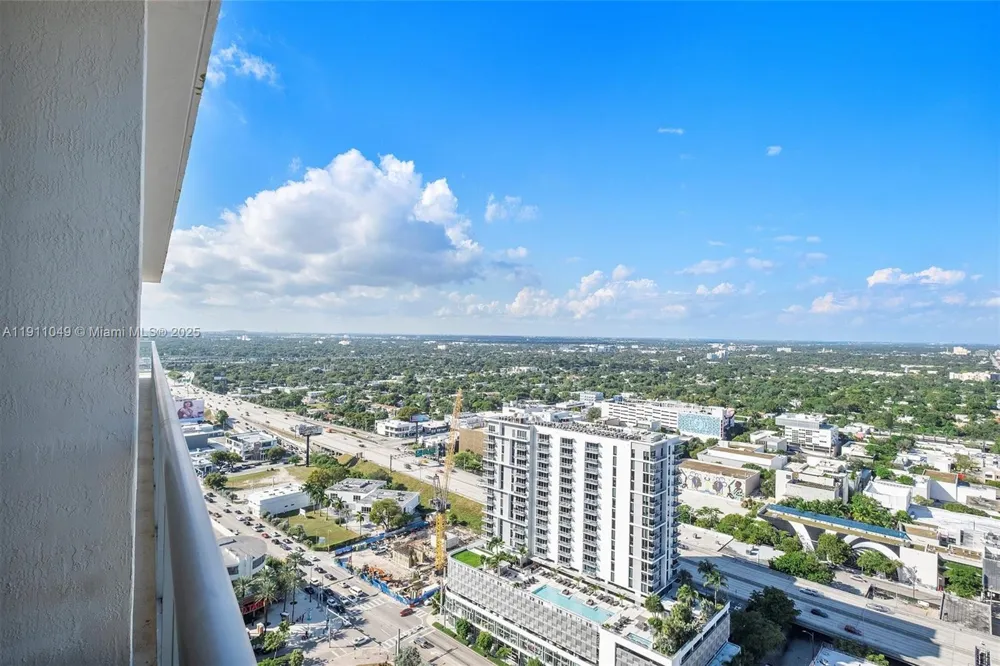 3470 E Coast Ave #PH202 Miami, FL 33137