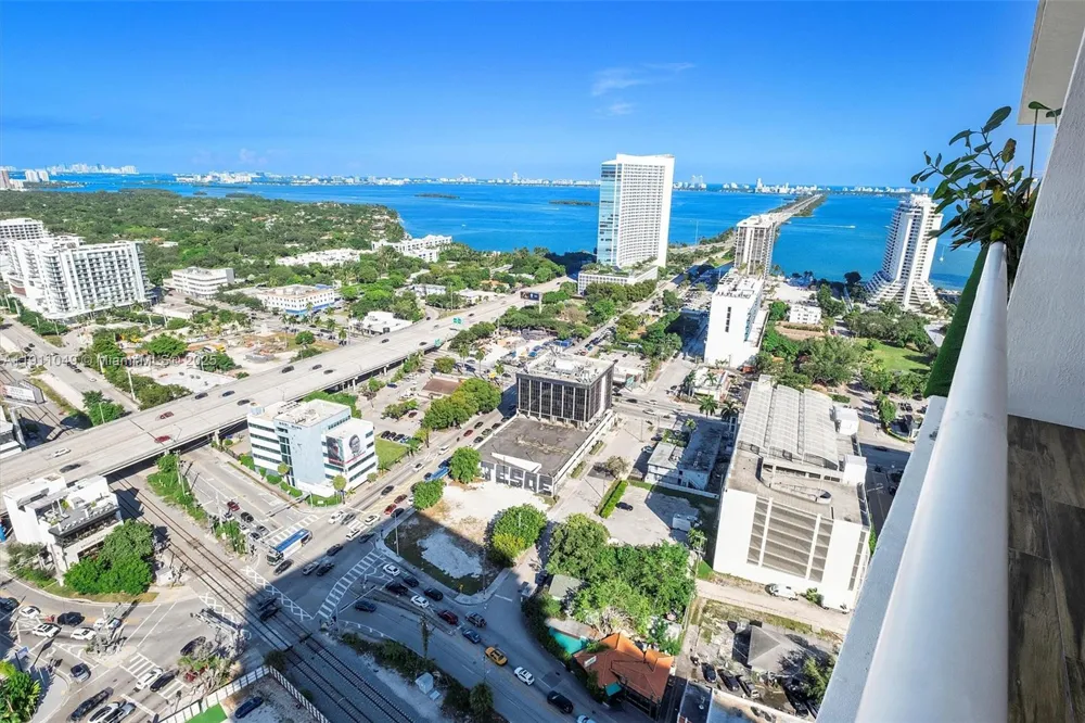 3470 E Coast Ave #PH202 Miami, FL 33137