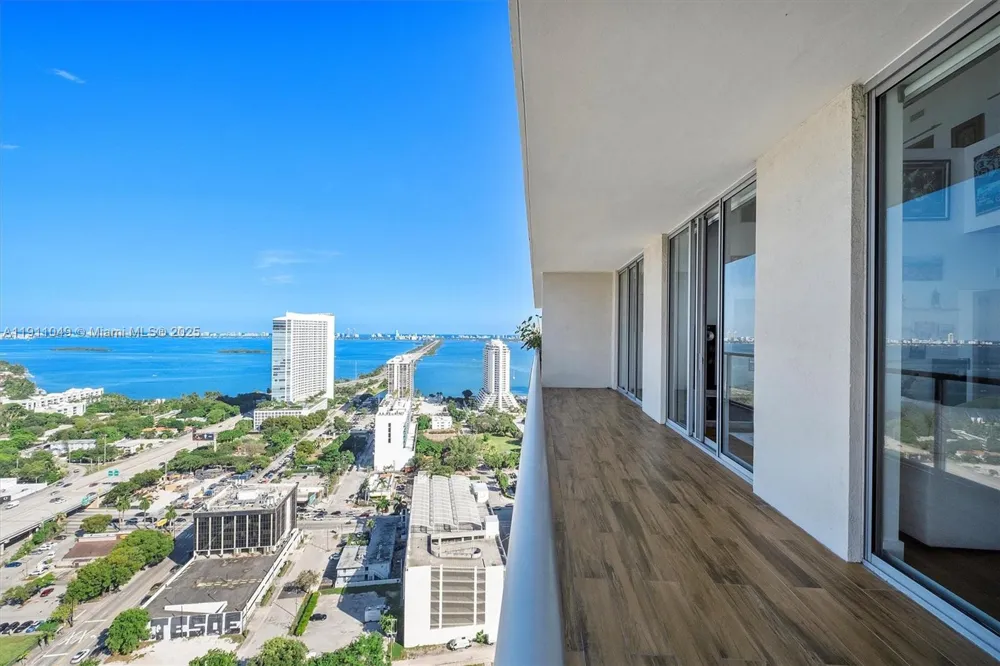 3470 E Coast Ave #PH202 Miami, FL 33137