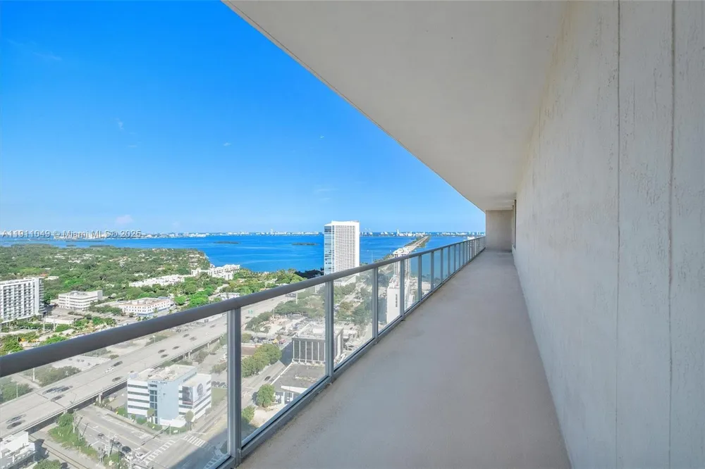 3470 E Coast Ave #PH202 Miami, FL 33137