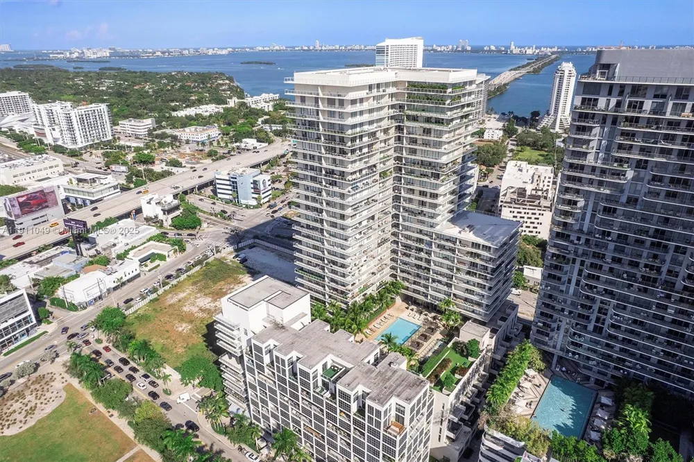 3470 E Coast Ave #PH202 Miami, FL 33137
