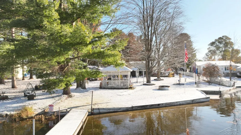2427 Courtney Drive Hamilton Township, MI 48625