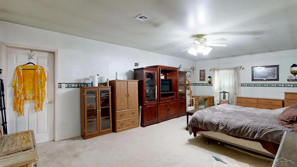 2427 Courtney Drive Hamilton Township, MI 48625
