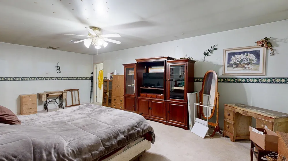 2427 Courtney Drive Hamilton Township, MI 48625
