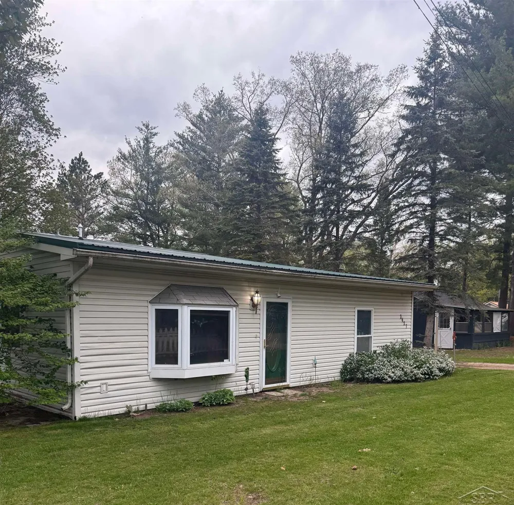 2427 Courtney Drive Hamilton Township, MI 48625