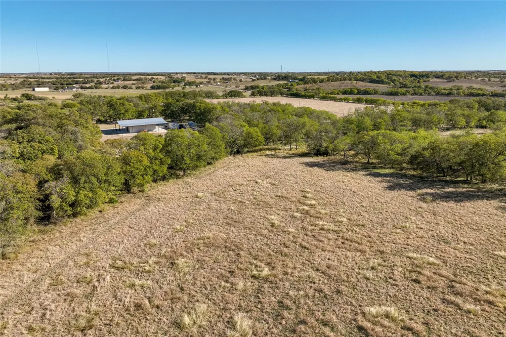 1633 Alexander Road Moody, TX 76557