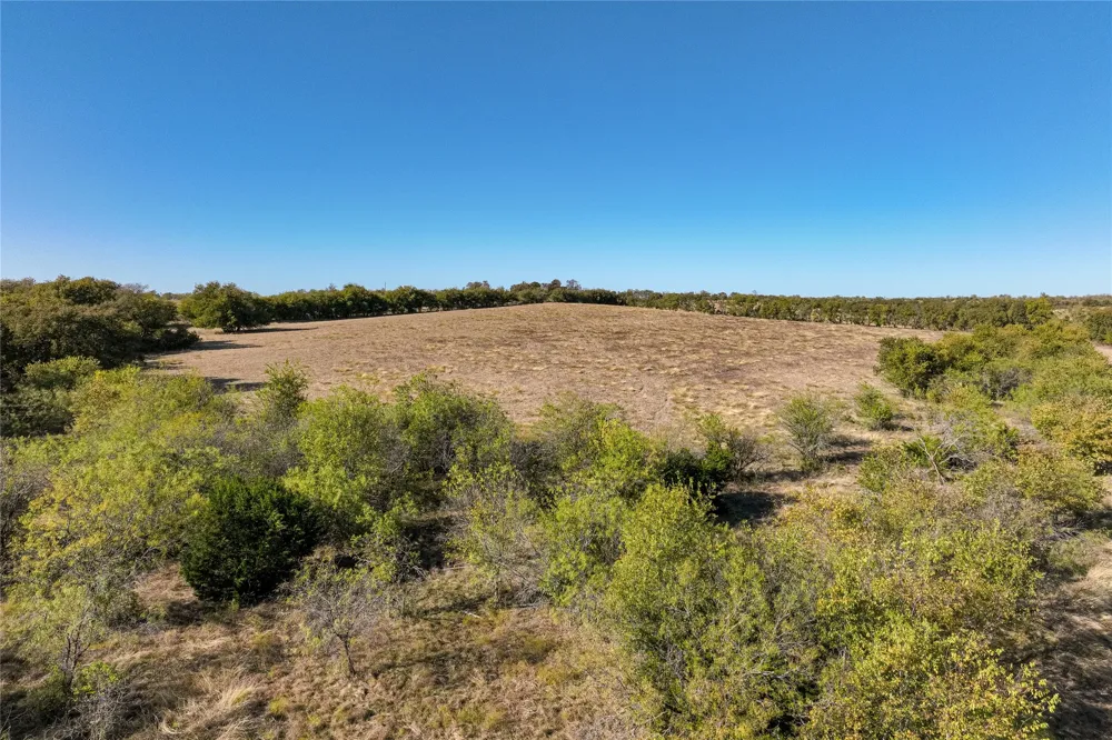 1633 Alexander Road Moody, TX 76557