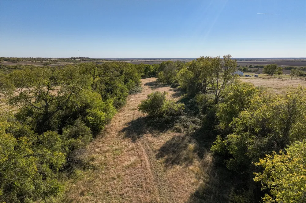 1633 Alexander Road Moody, TX 76557