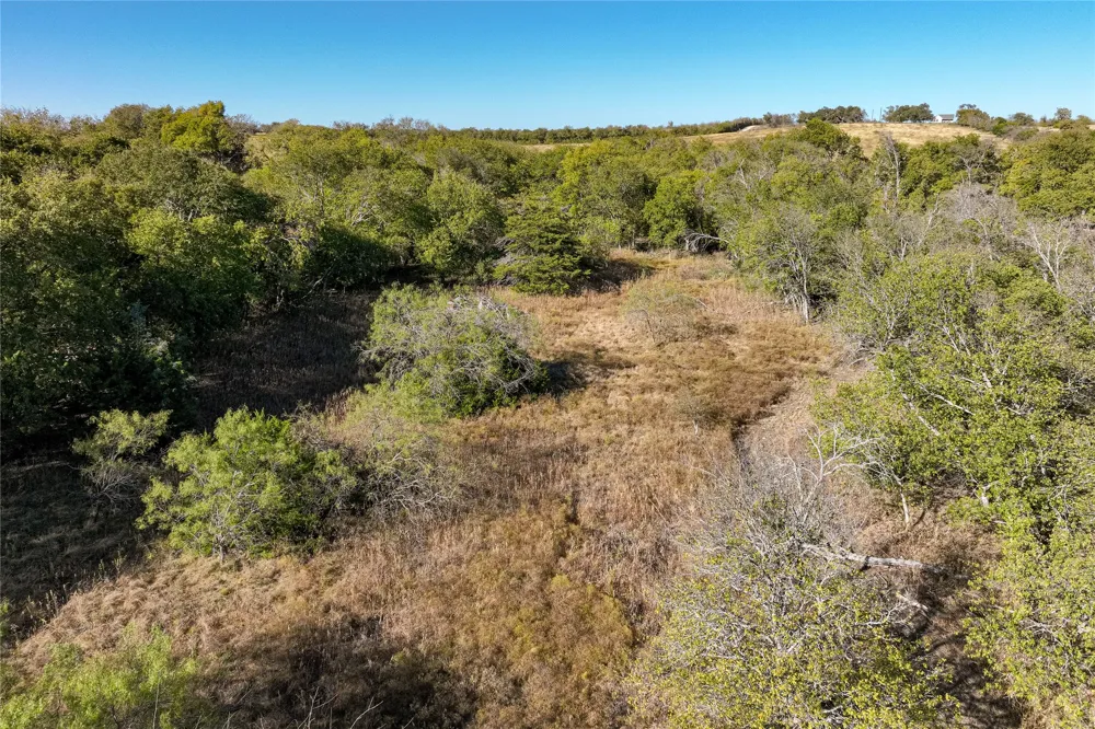 1633 Alexander Road Moody, TX 76557