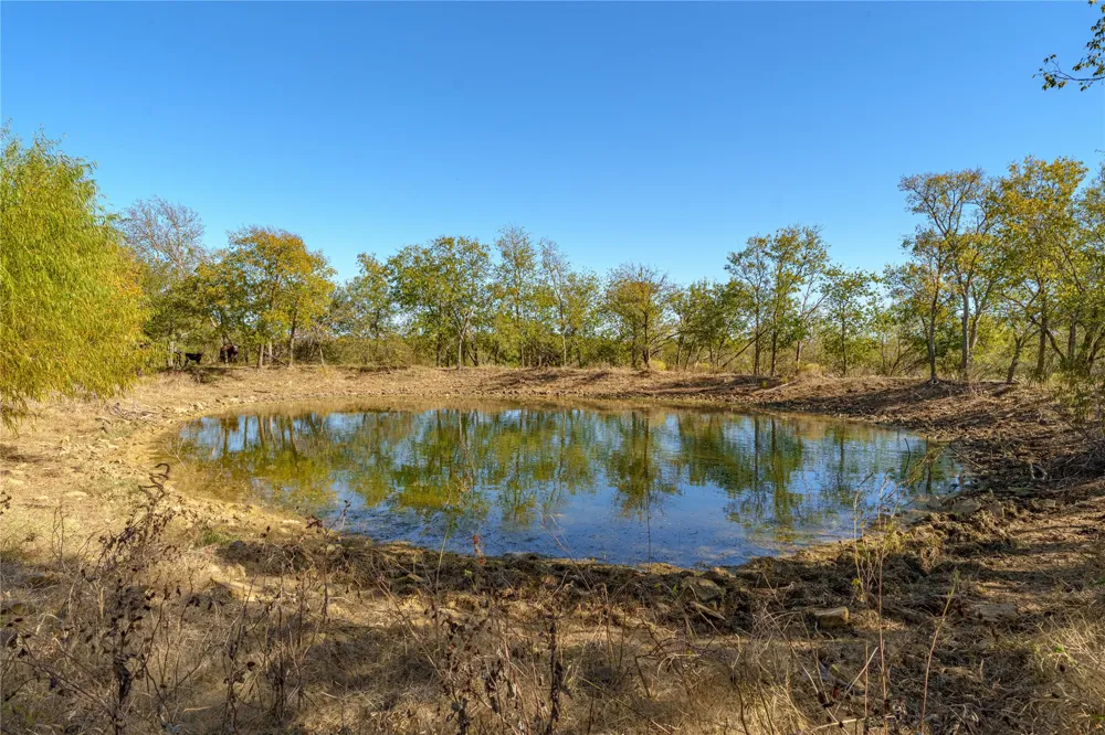 1633 Alexander Road Moody, TX 76557