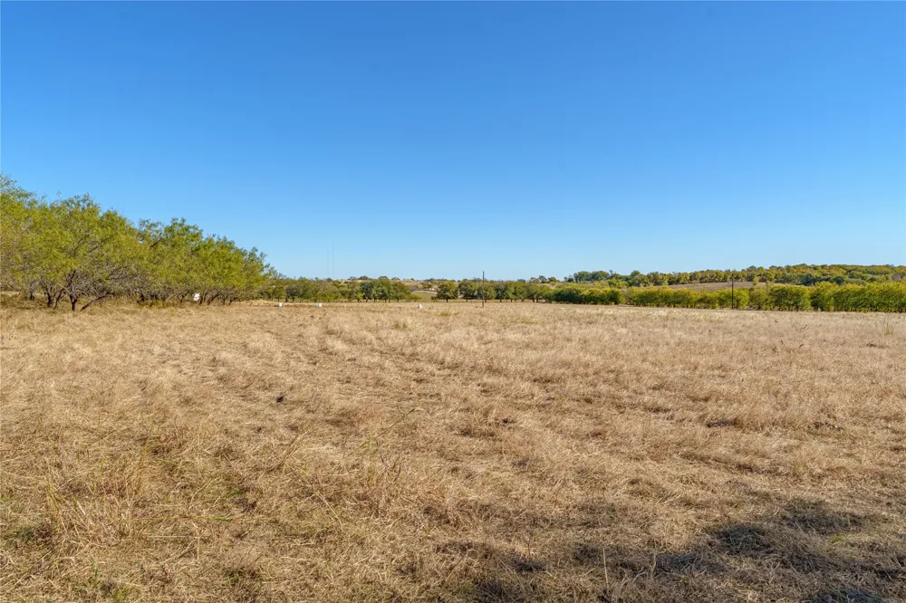 1633 Alexander Road Moody, TX 76557