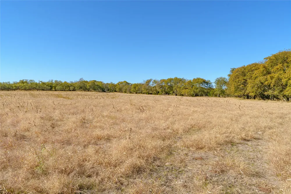 1633 Alexander Road Moody, TX 76557