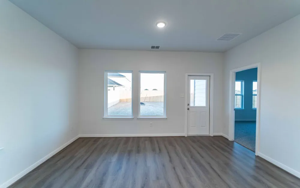 1224 Marvin Grove Seguin, TX 78155