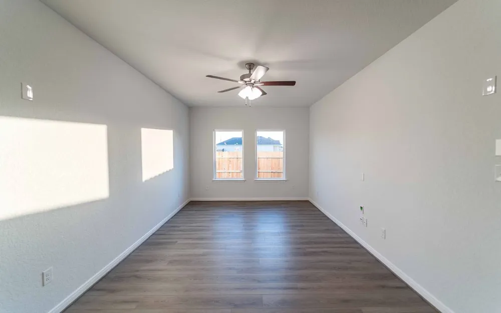 1224 Marvin Grove Seguin, TX 78155