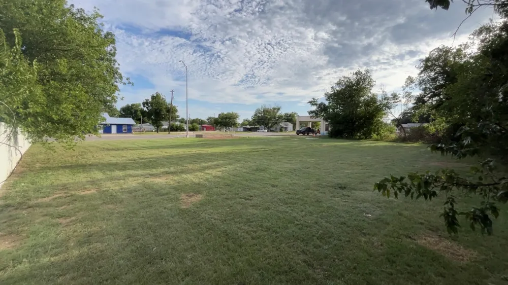 505 E Walnut Street Coleman, TX 76834