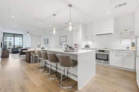 82 Island Drive #8202