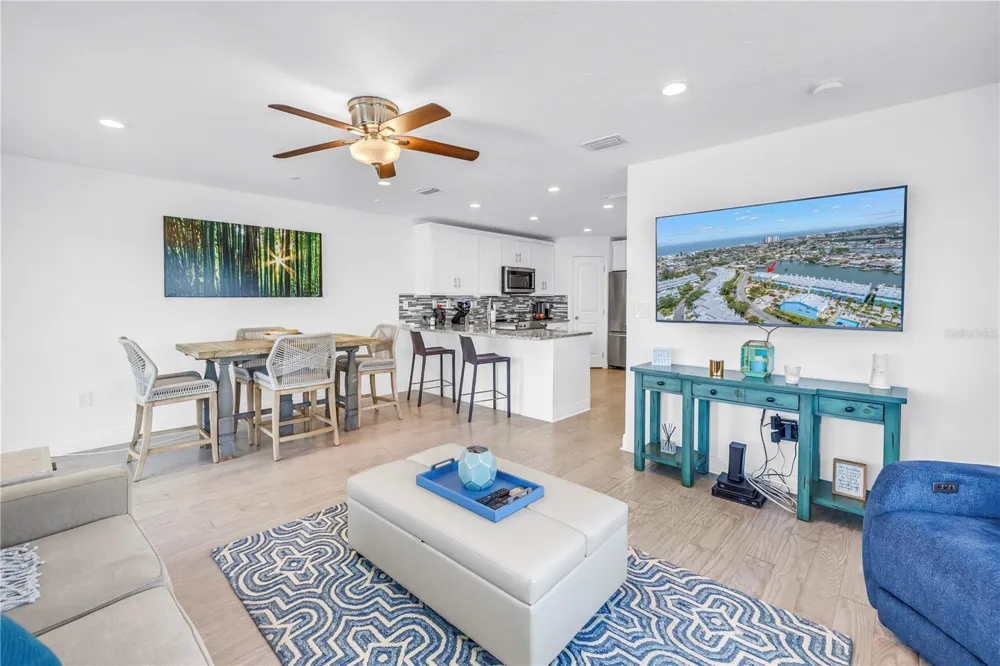 100 WINDRUSH BOULEVARD #1 Indian Rocks Beach, FL 33785
