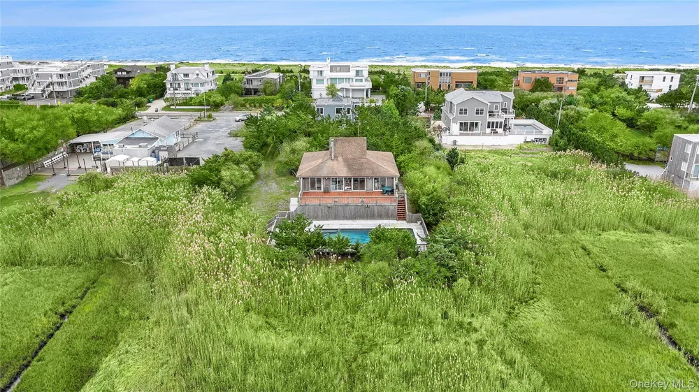 542 Dune Road Westhampton, NY 11977