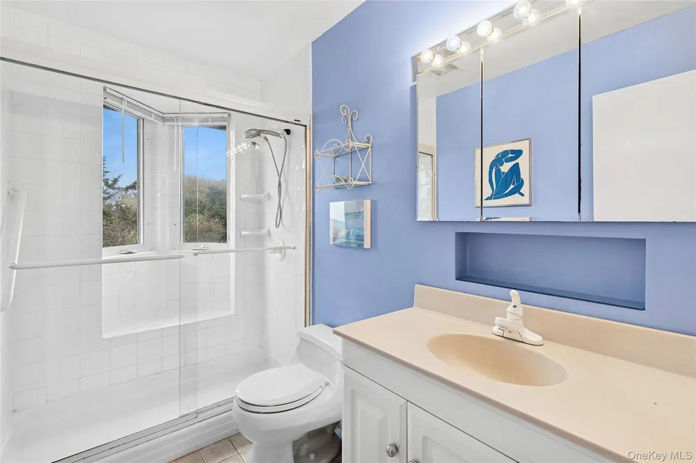 542 Dune Road Westhampton, NY 11977