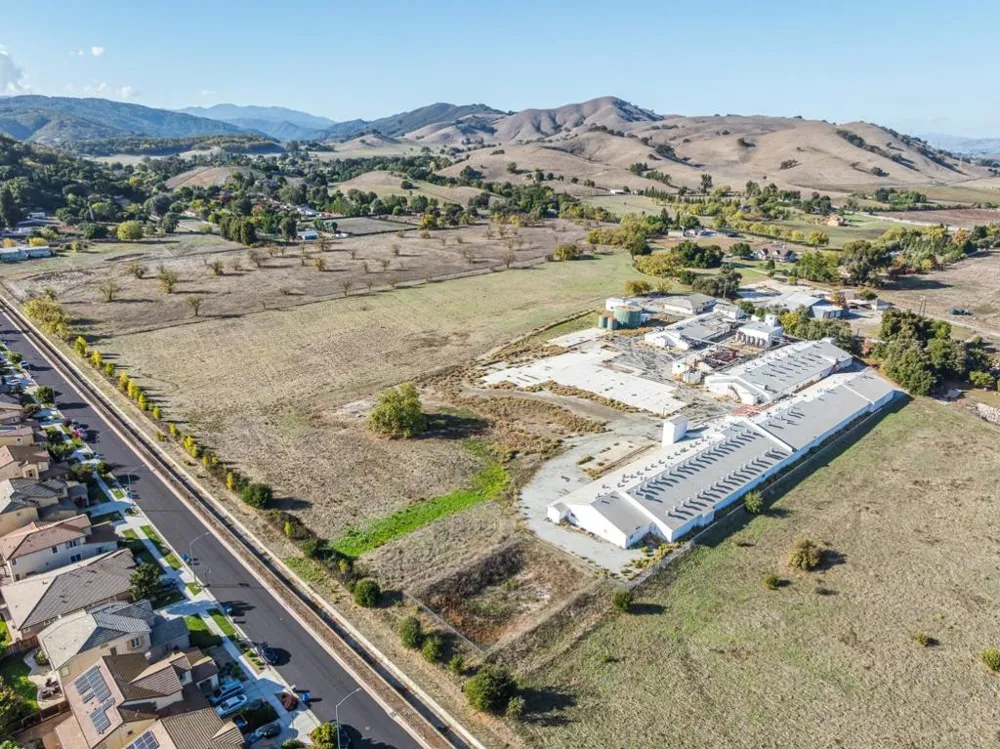 1180 Day Road Gilroy, CA 95020