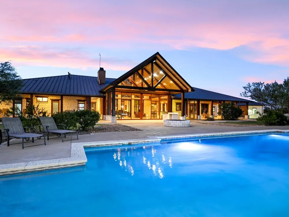 1584 County Road 226 Road Giddings, TX 78942