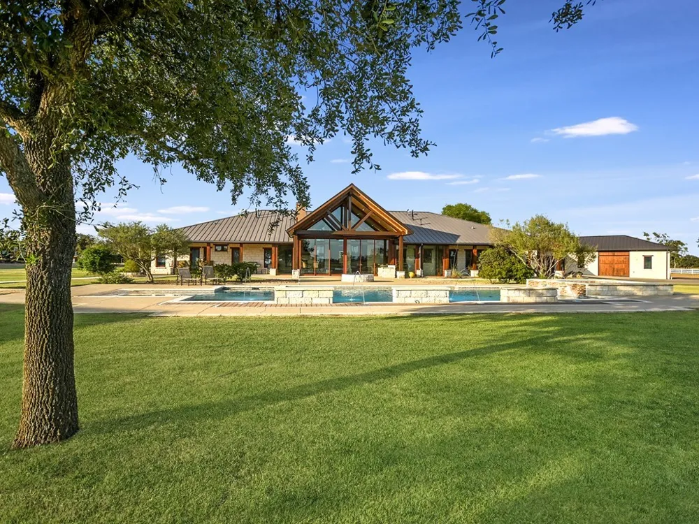 1584 County Road 226 Road Giddings, TX 78942