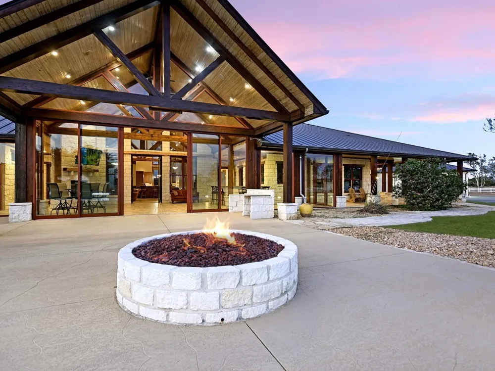 1584 County Road 226 Road Giddings, TX 78942