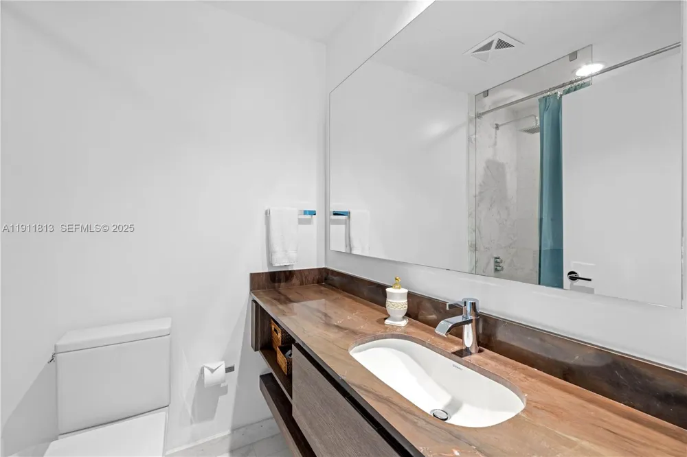 350 E Ocean Dr #301N Key Biscayne, FL 33149