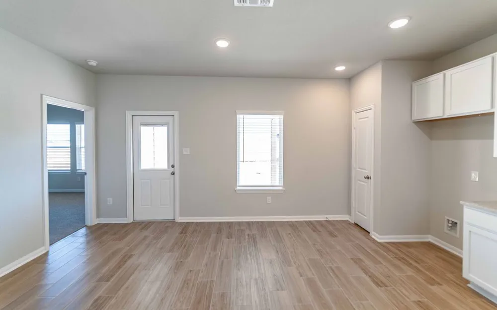 1208 Marvin Grove Seguin, TX 78155