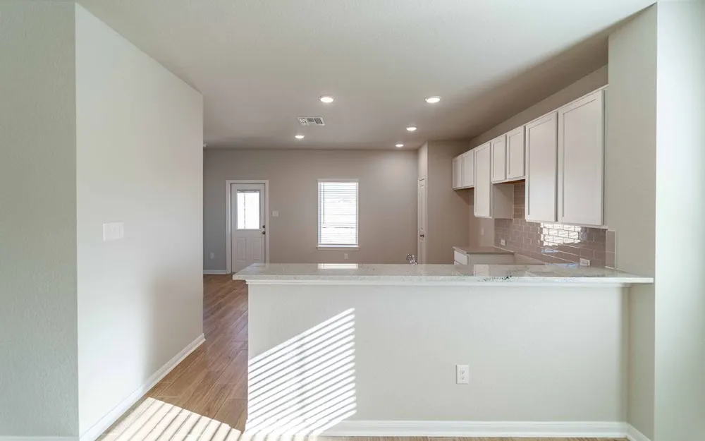 1208 Marvin Grove Seguin, TX 78155