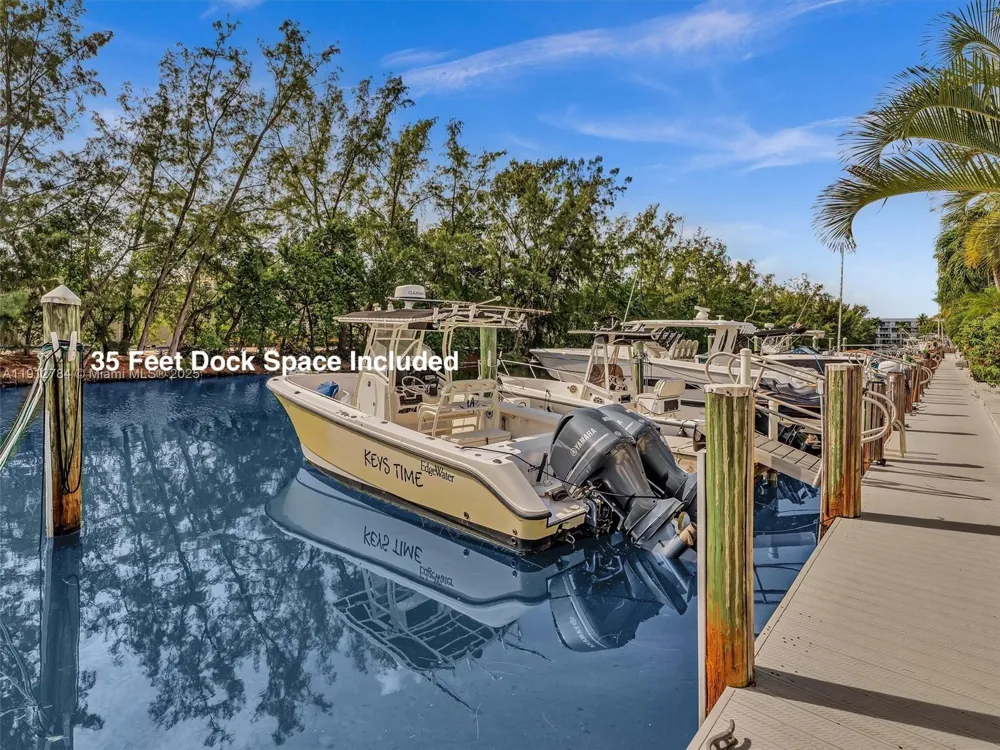 3776 NE 166th St #108 North Miami Beach, FL 33160