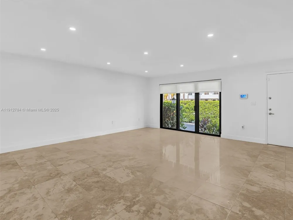 3776 NE 166th St #108 North Miami Beach, FL 33160
