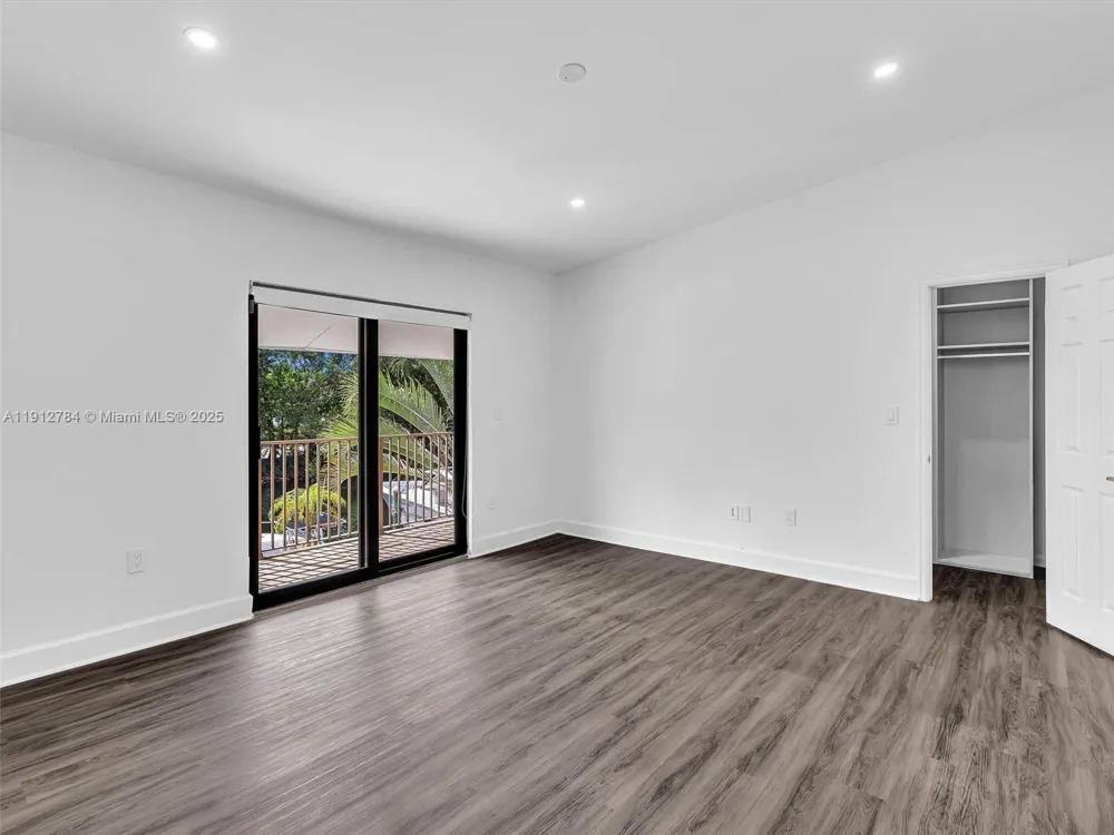 3776 NE 166th St #108 North Miami Beach, FL 33160