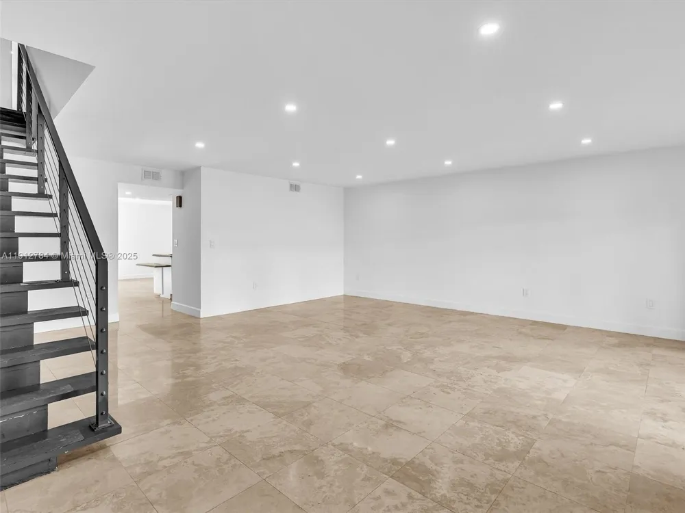 3776 NE 166th St #108 North Miami Beach, FL 33160