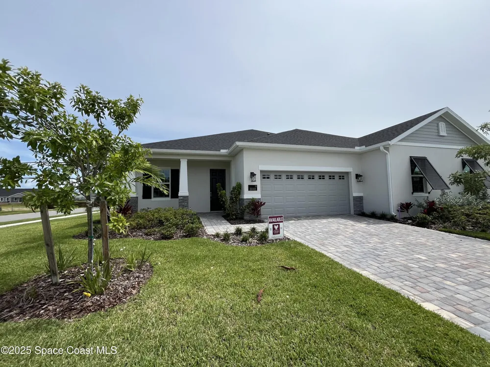 3048 Pangea Circle Melbourne, FL 32940