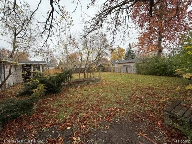 1407 Bradfield Street Bay City City, MI 48706