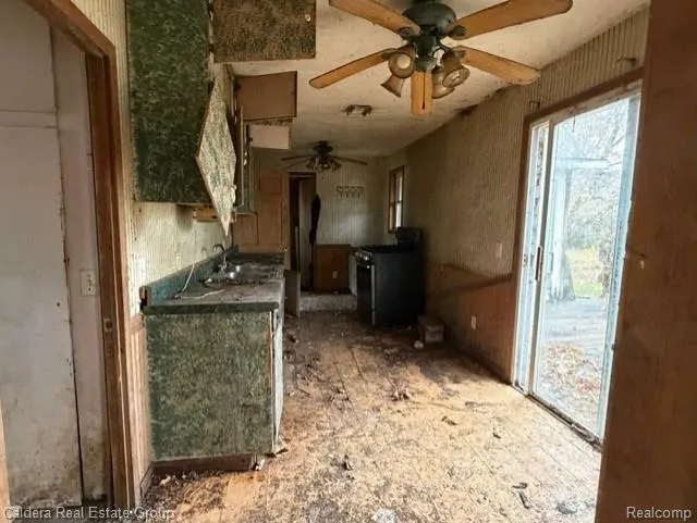 1407 Bradfield Street Bay City City, MI 48706