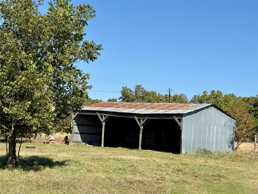 2753 Big Tree Road Montague, TX 76251