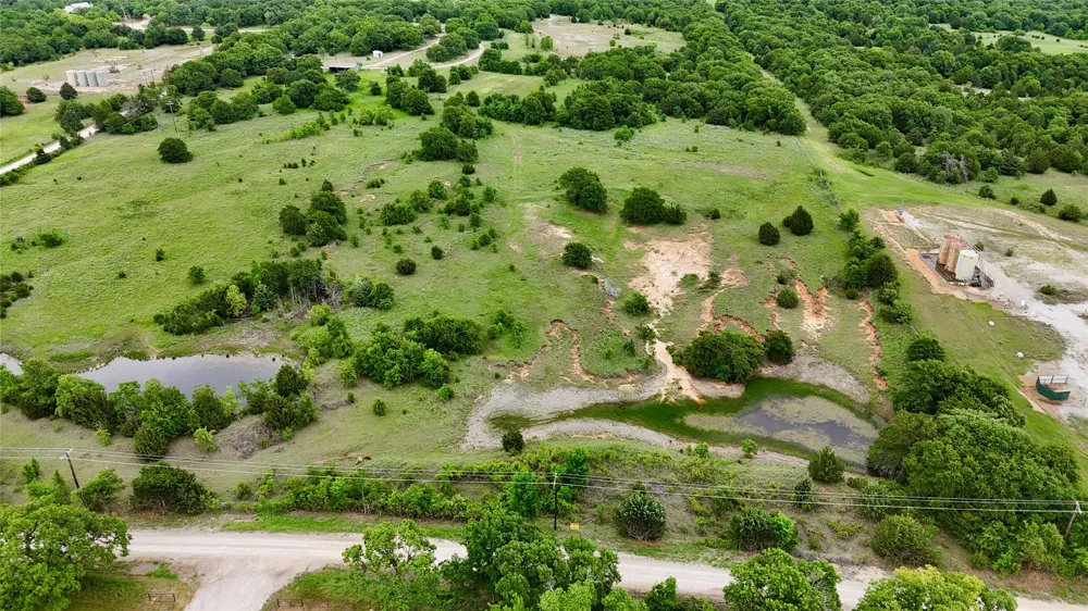 2753 Big Tree Road Montague, TX 76251