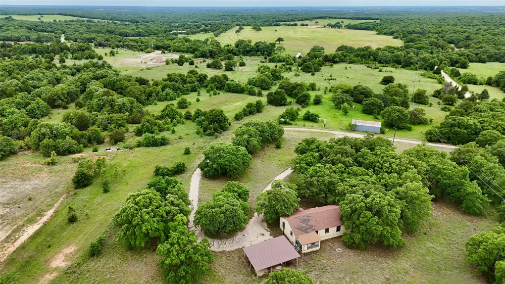 2753 Big Tree Road Montague, TX 76251